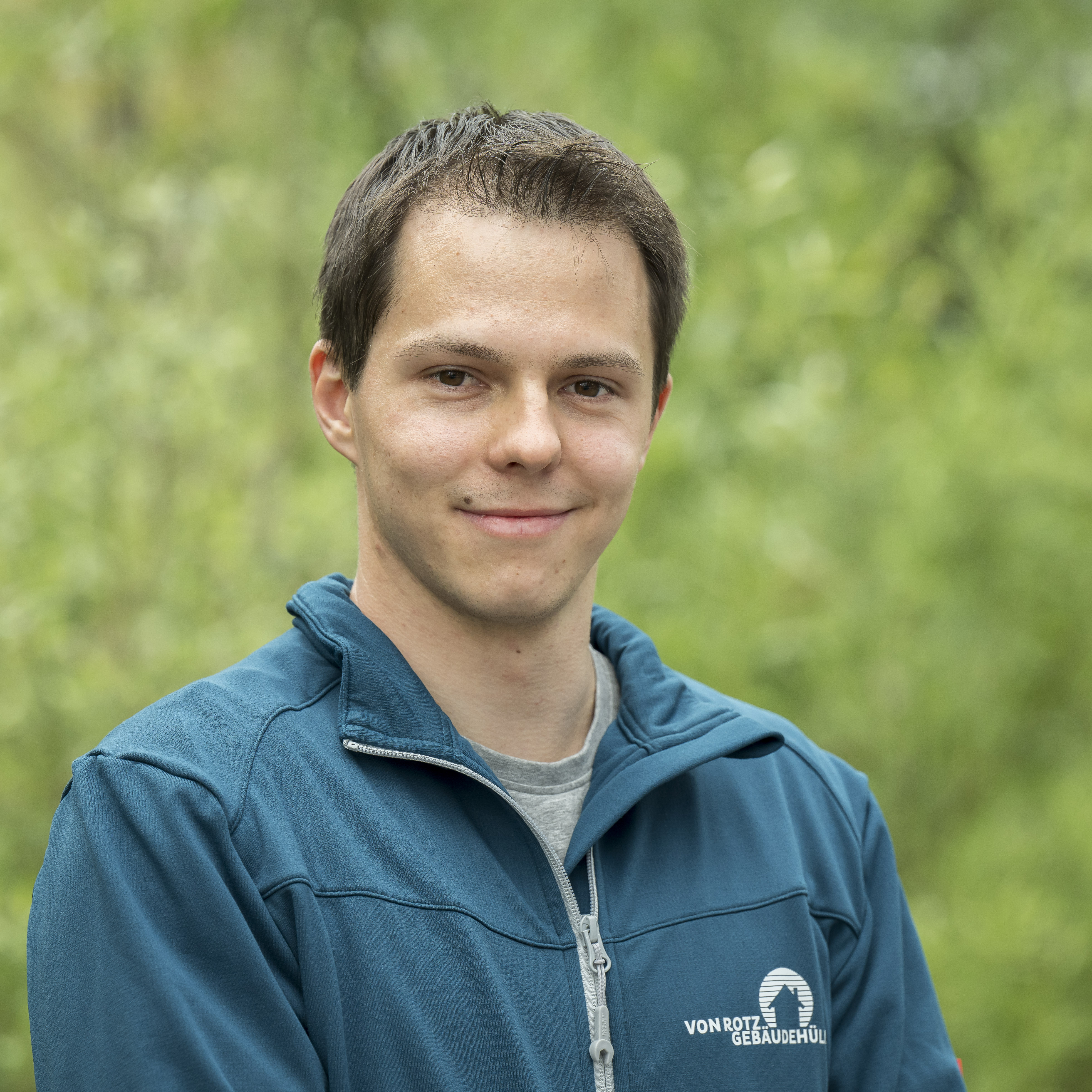 - von-rotz-gebaudehulle-team-25-10.jpg